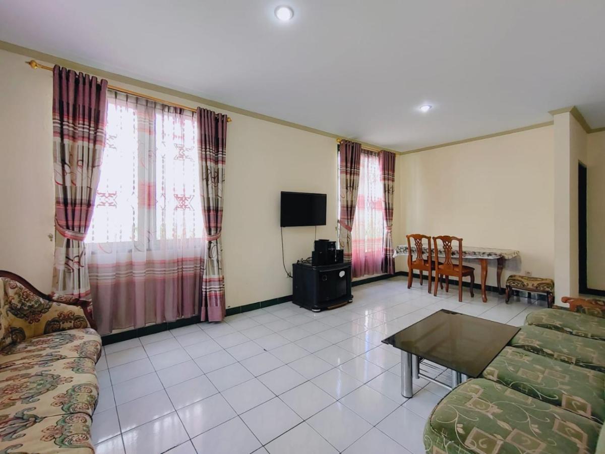 Villa Semesta Cikundul Kültér fotó