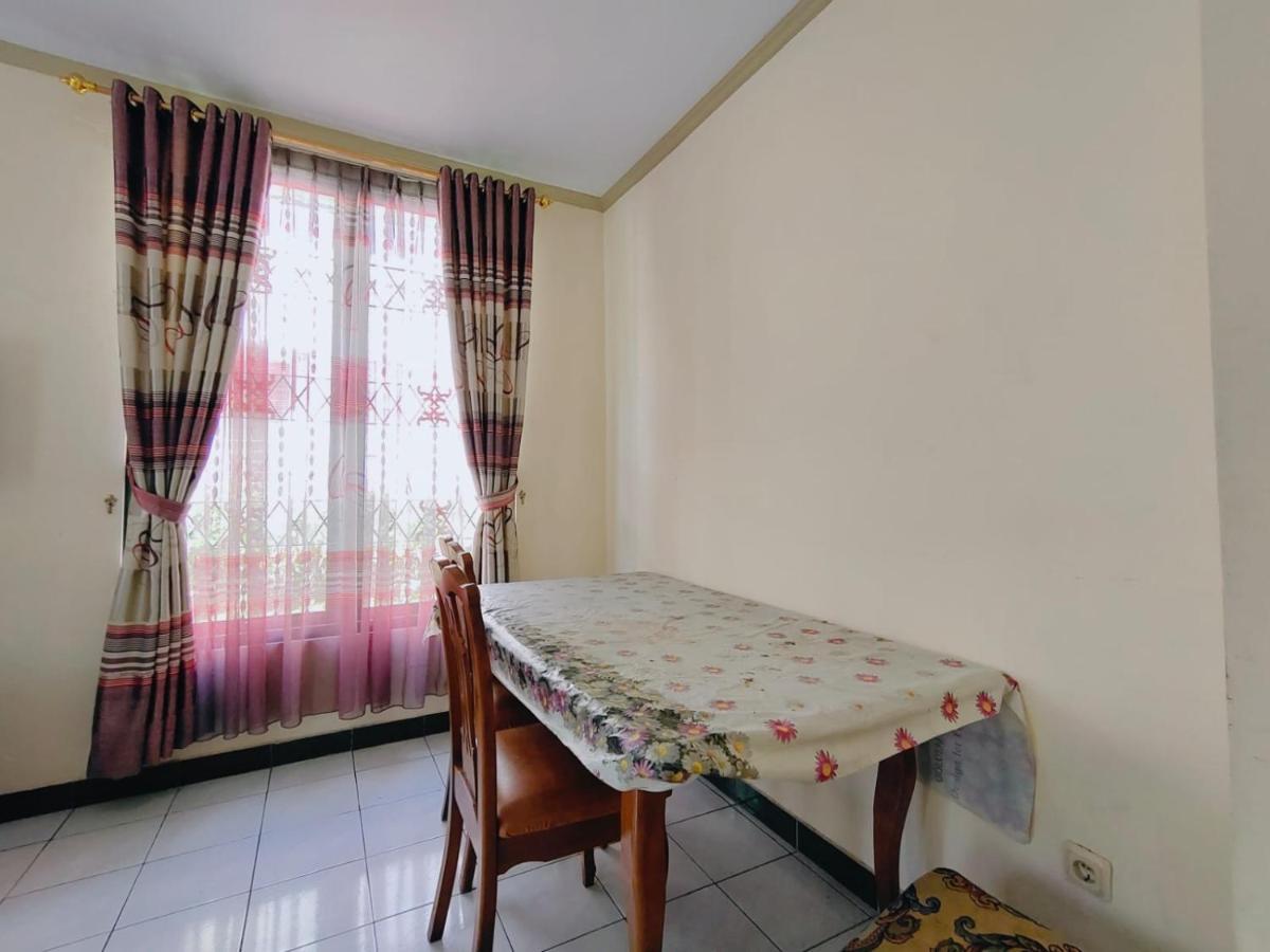 Villa Semesta Cikundul Kültér fotó